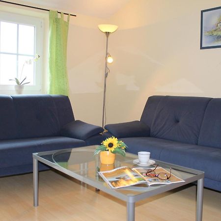 Ferienwohnung Hof Triangel - Whg 2 - Bauernhofurlaub mit Streicheltieren und Treckerfahren Riepsdorf Exterior foto