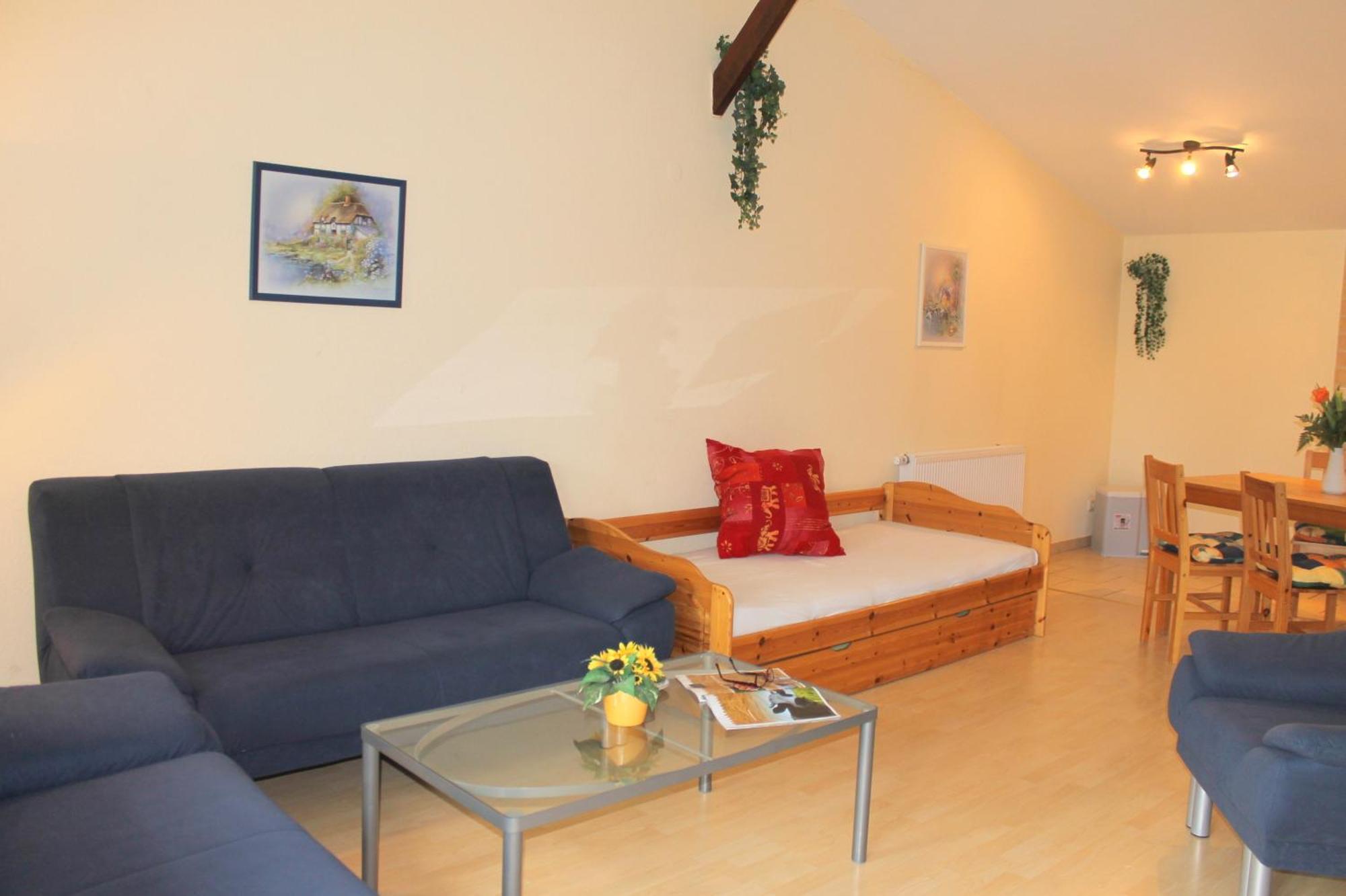 Ferienwohnung Hof Triangel - Whg 2 - Bauernhofurlaub mit Streicheltieren und Treckerfahren Riepsdorf Exterior foto